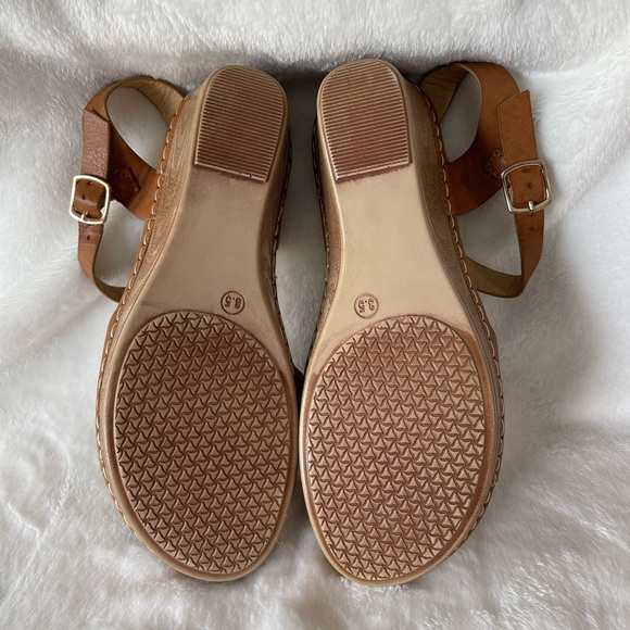 C G shoes sandals 8 1/2 - Picture 2 of 7